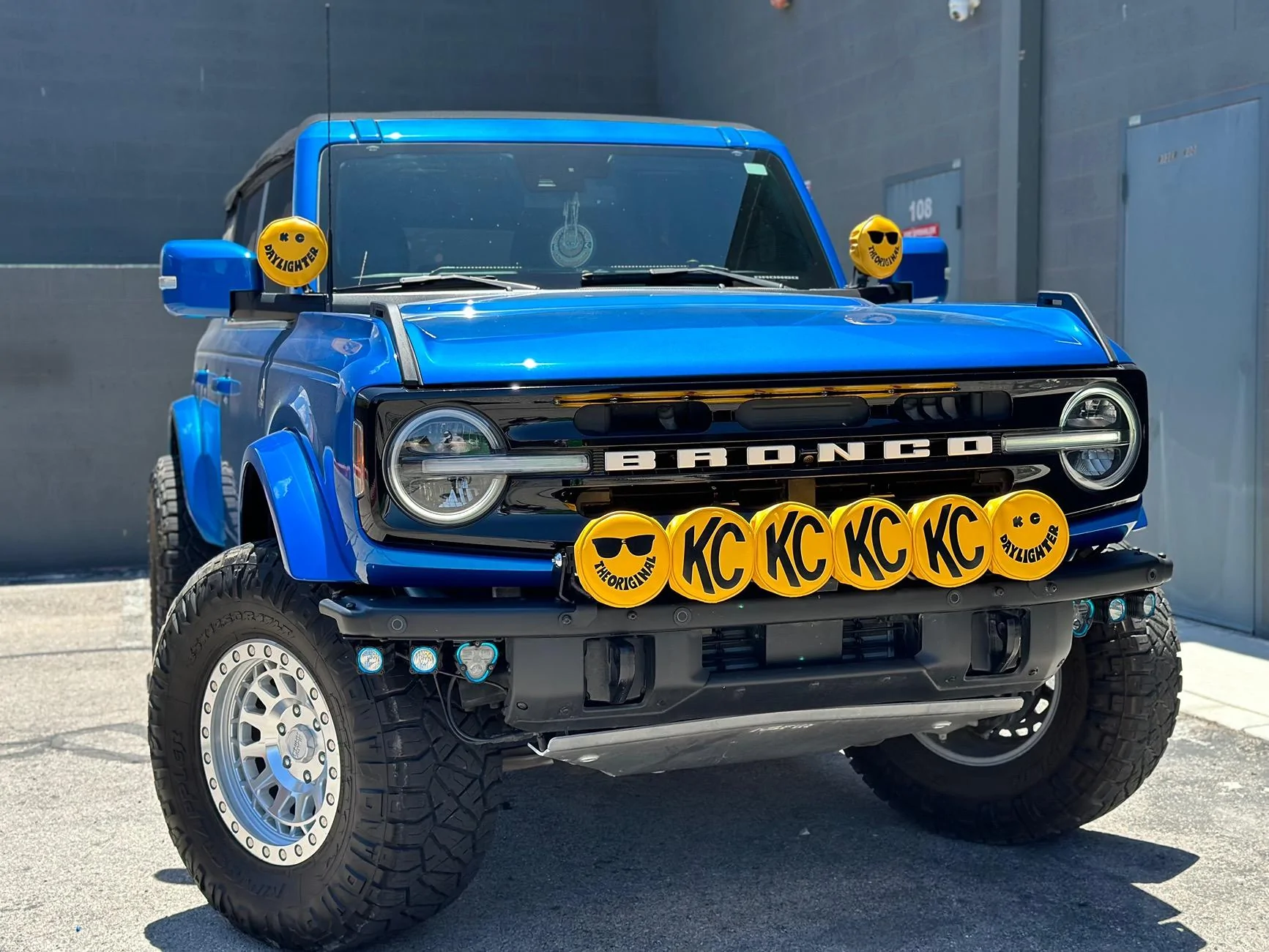Ford Bronco 2dr Robins Egg Heritage Build IMG_0578