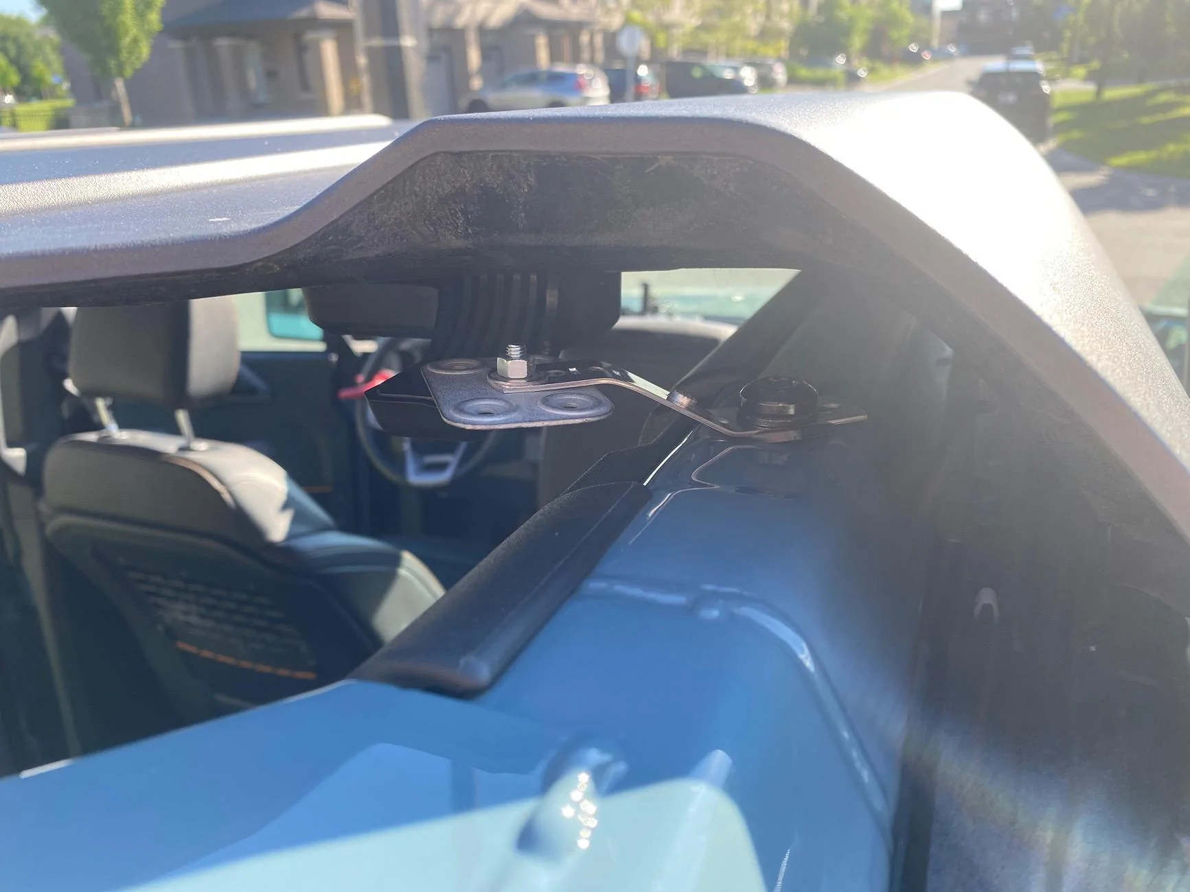 Ford Bronco Drove w/ Front Hard Top Panels Only Bracket (side latch)