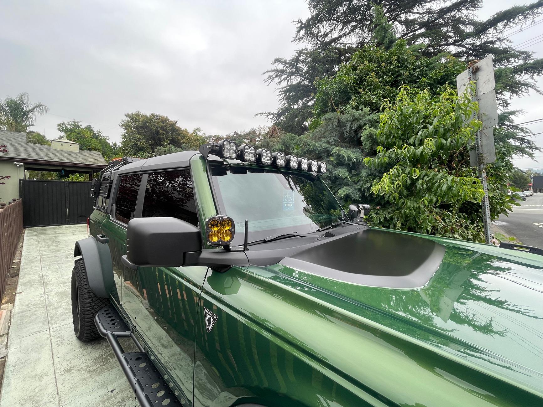 Ford Bronco Base  Eruption Green 4-door Sasquatch package (LA) b10