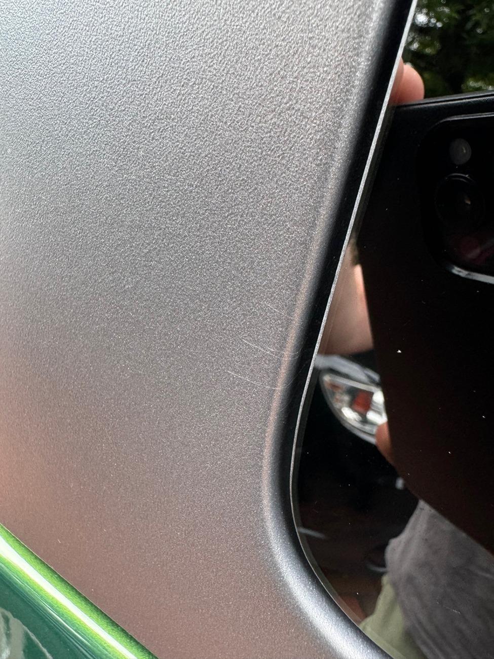 Ford Bronco Hardtop cracks?  Something else? Pass1