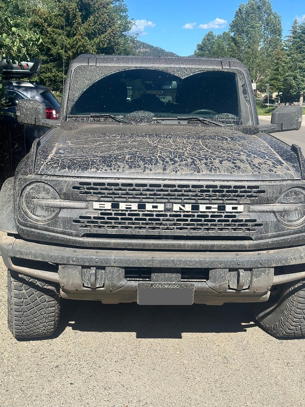 Ford Bronco CARBONIZED GRAY Bronco Club IMG_2092