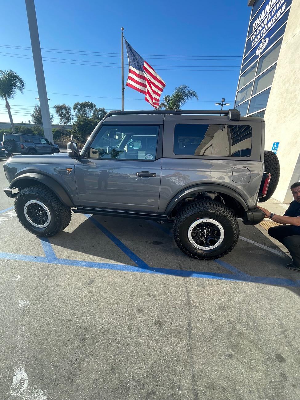 Ford Bronco CARBONIZED GRAY Bronco Club IMG_5105