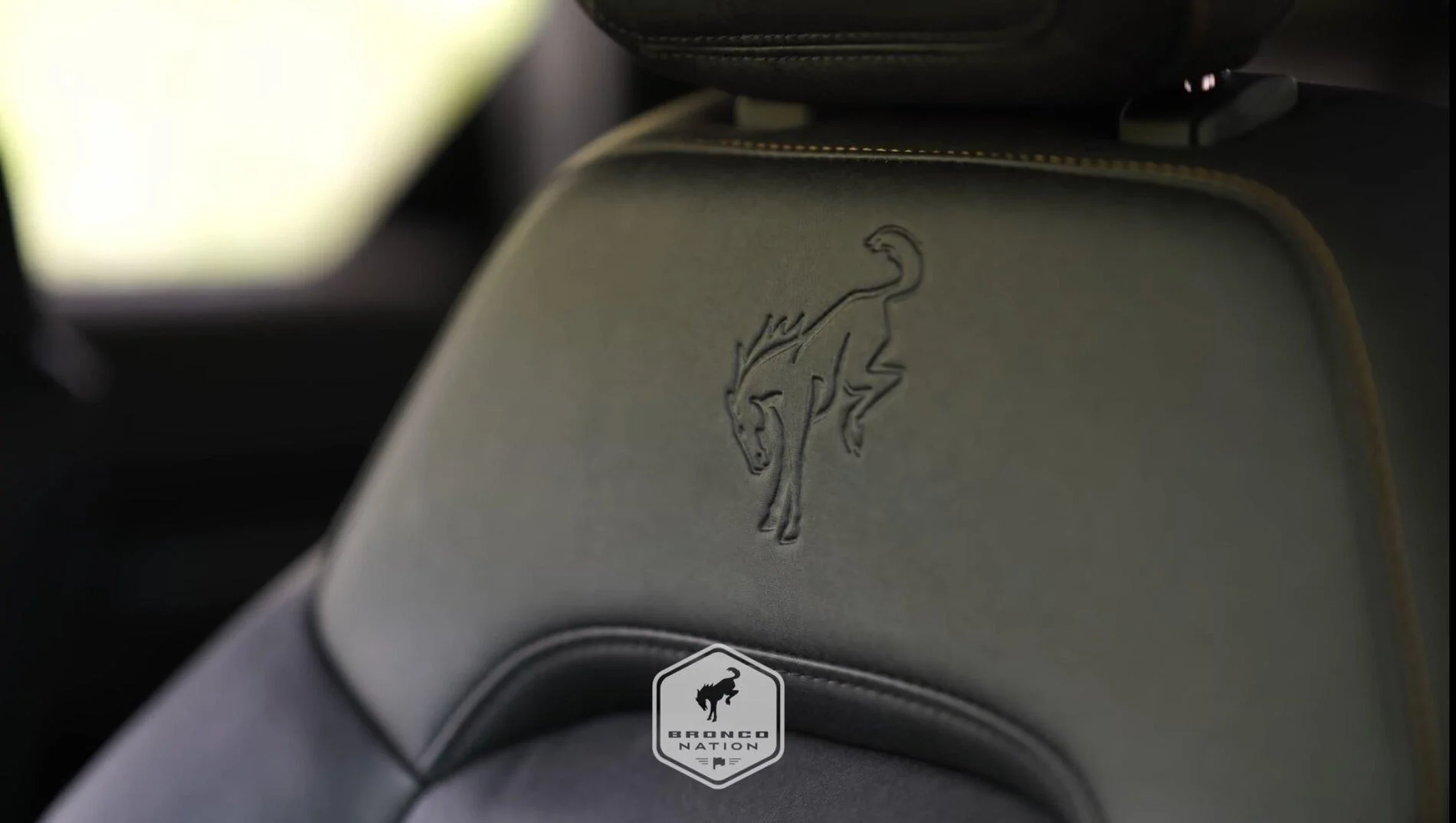 Ford Bronco Badlands Vinyl vs Leather F553B2A3-CFBA-404D-A5FC-ABF1DE3EC825