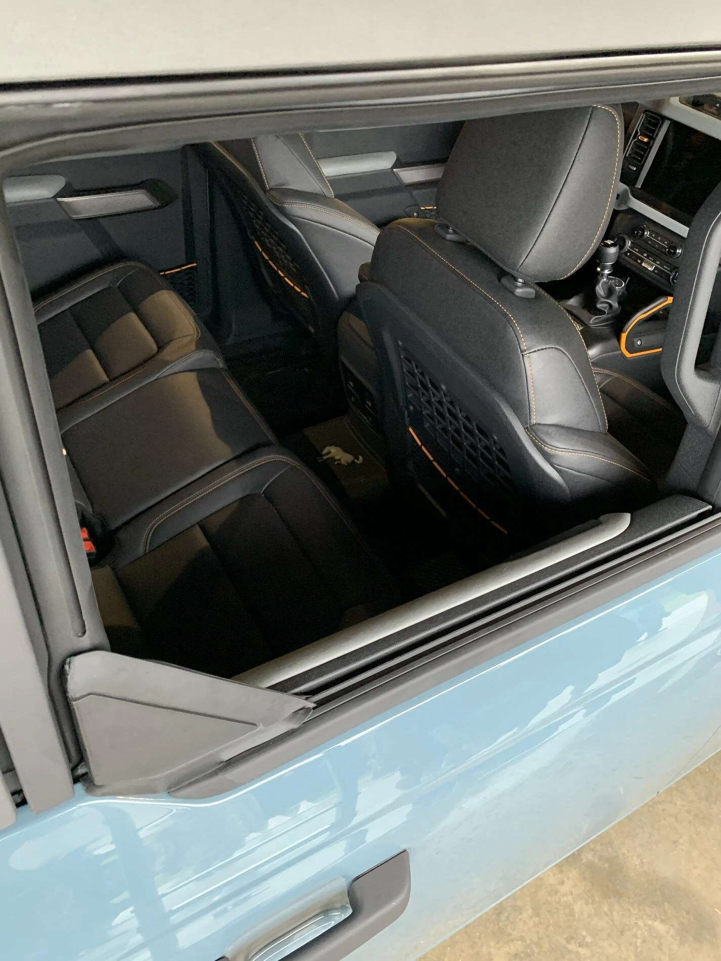 Ford Bronco Badlands Vinyl vs Leather 9D64BBCB-4C96-44DF-8F89-7E004BC0FE03
