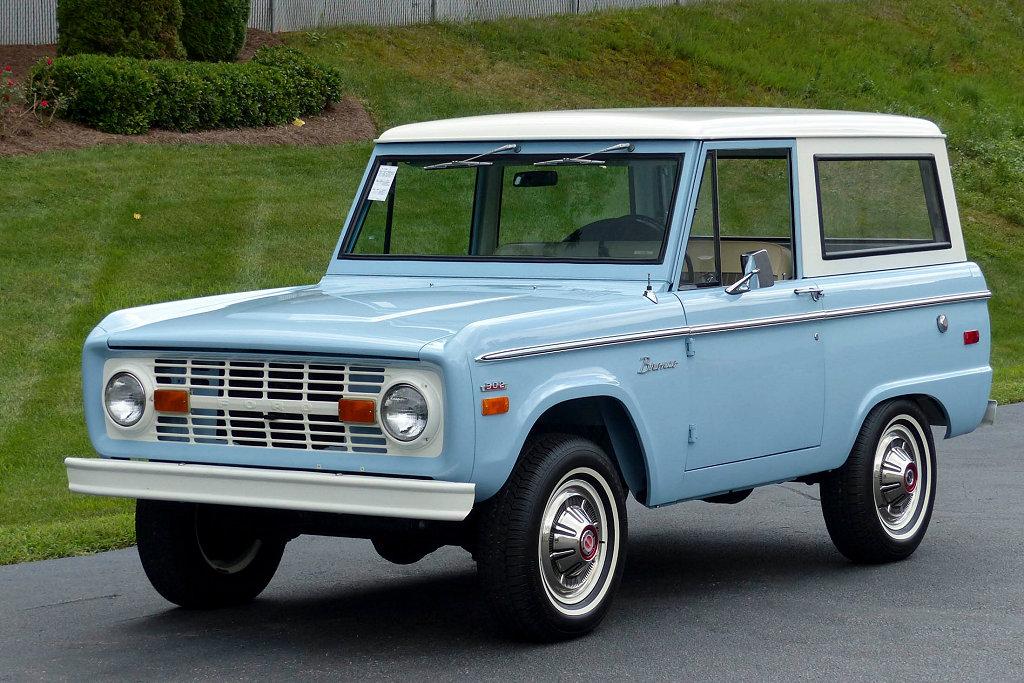 Ford Bronco The color we should have gotten ltblu