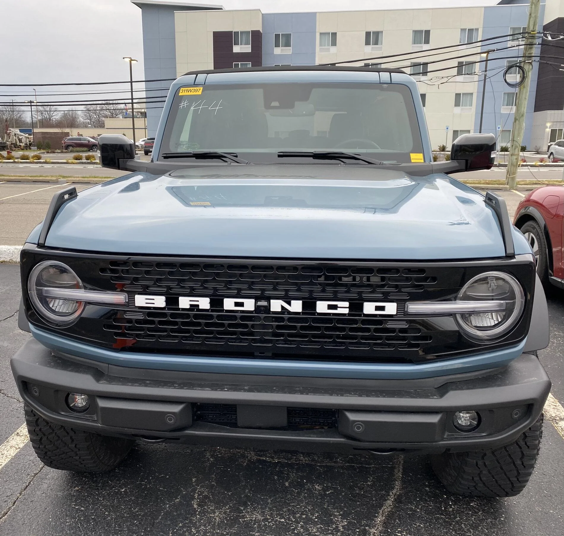 Ford Bronco Wildtrack 4dr, in Area 51 B097A081-D9AD-433F-B914-0FC218410168