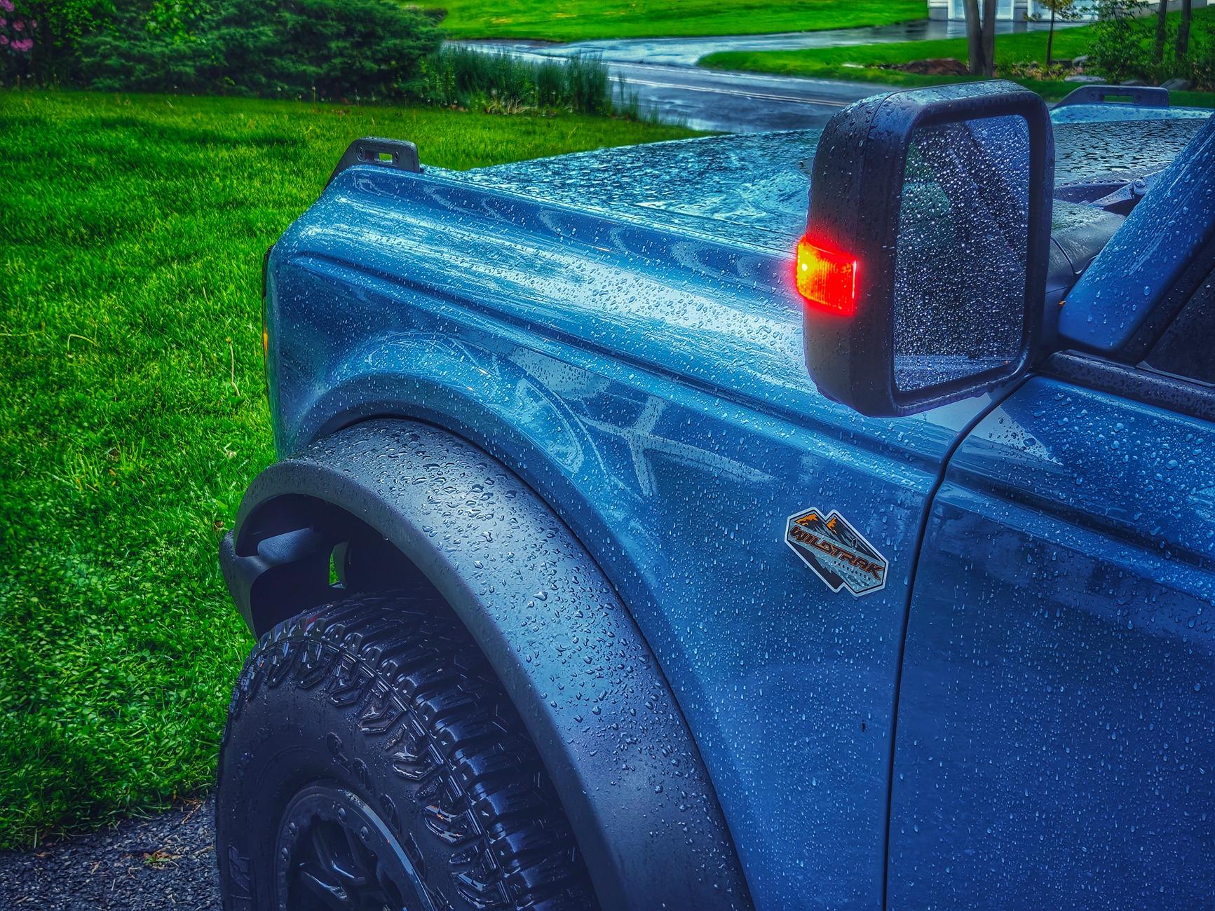 Ford Bronco Mirror Light Hack - Manual Override 1000007280