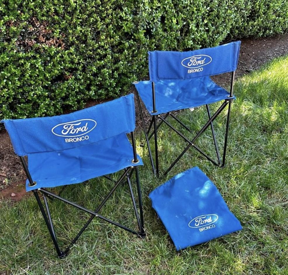 Chaises Pliantes Vintage Ford Bronco - Rare, 2 Chaises Avec Sac, Toile Bleue, Camping