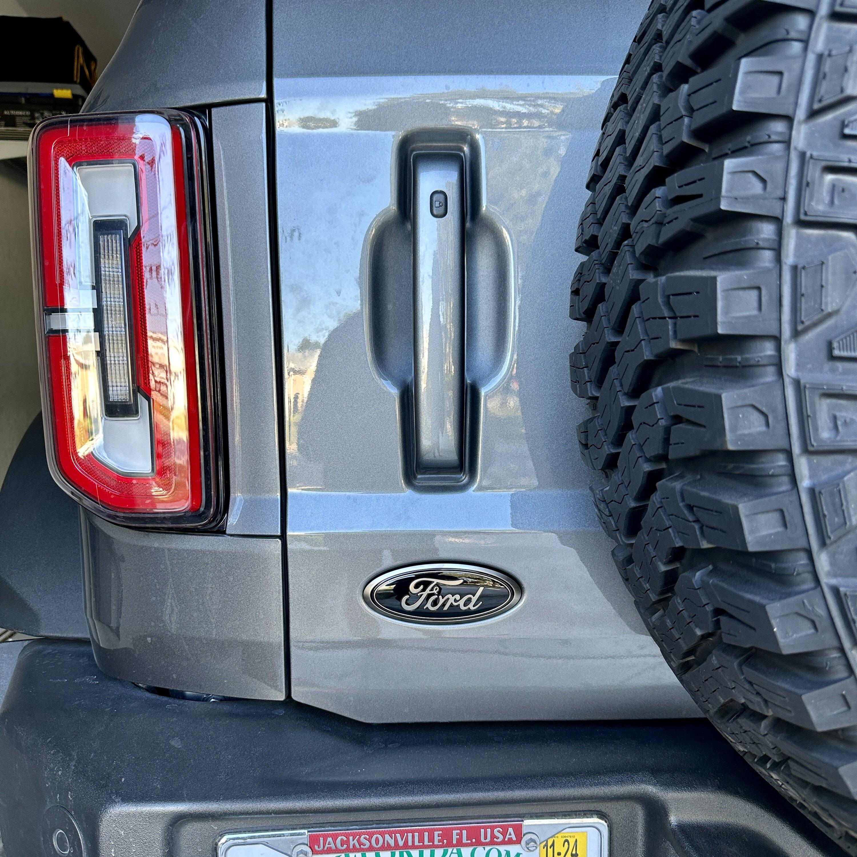 Ford Bronco Black oval emblem options? img_7740-jpe