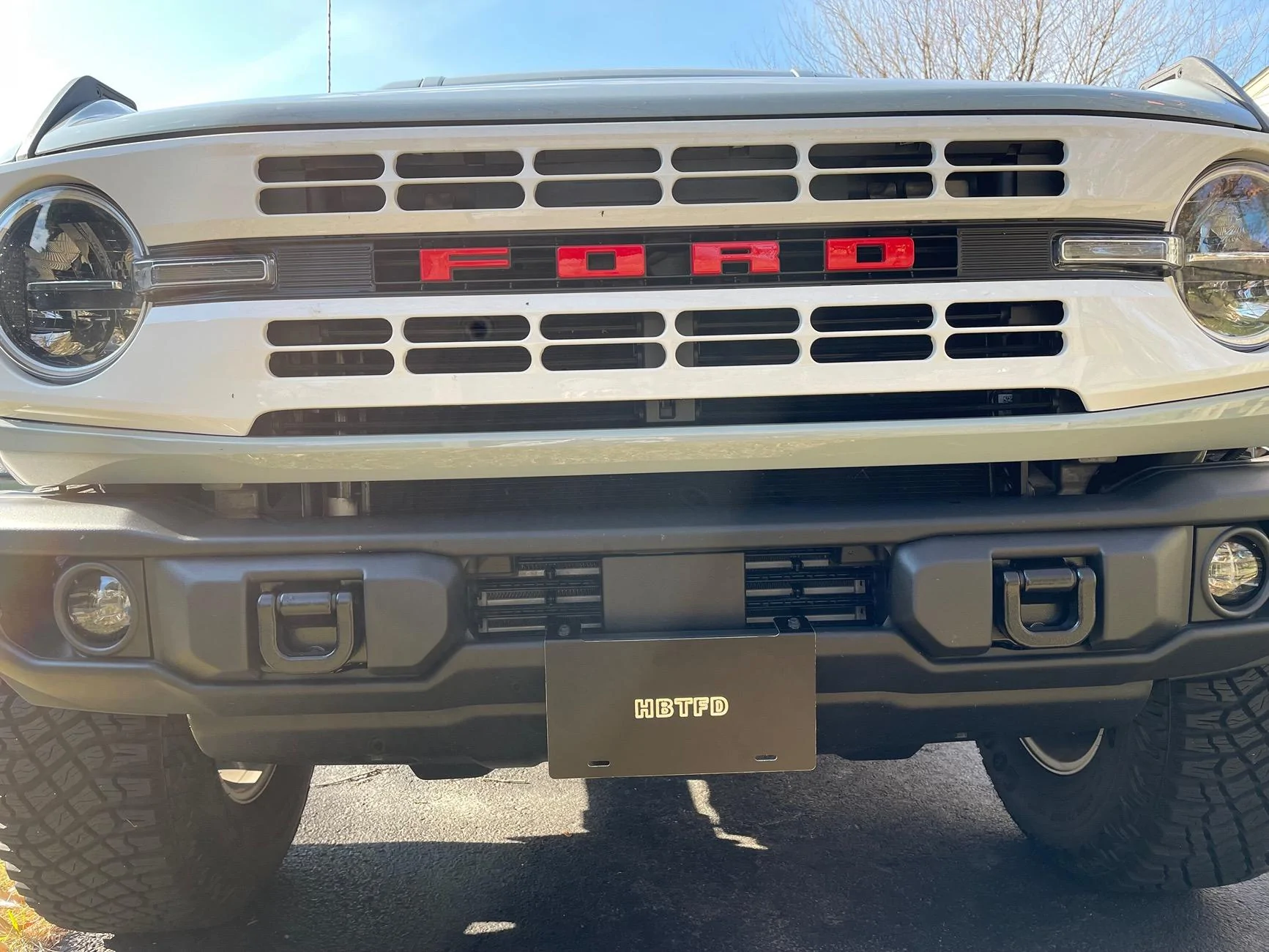 Ford Bronco No drill plate holder for capable bumper? IMG_2606