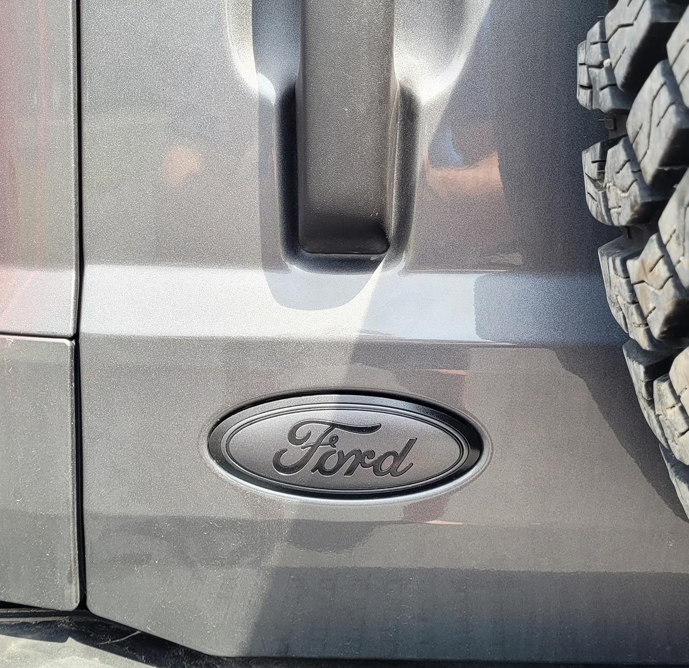 Ford Bronco Black oval emblem options? Emblem