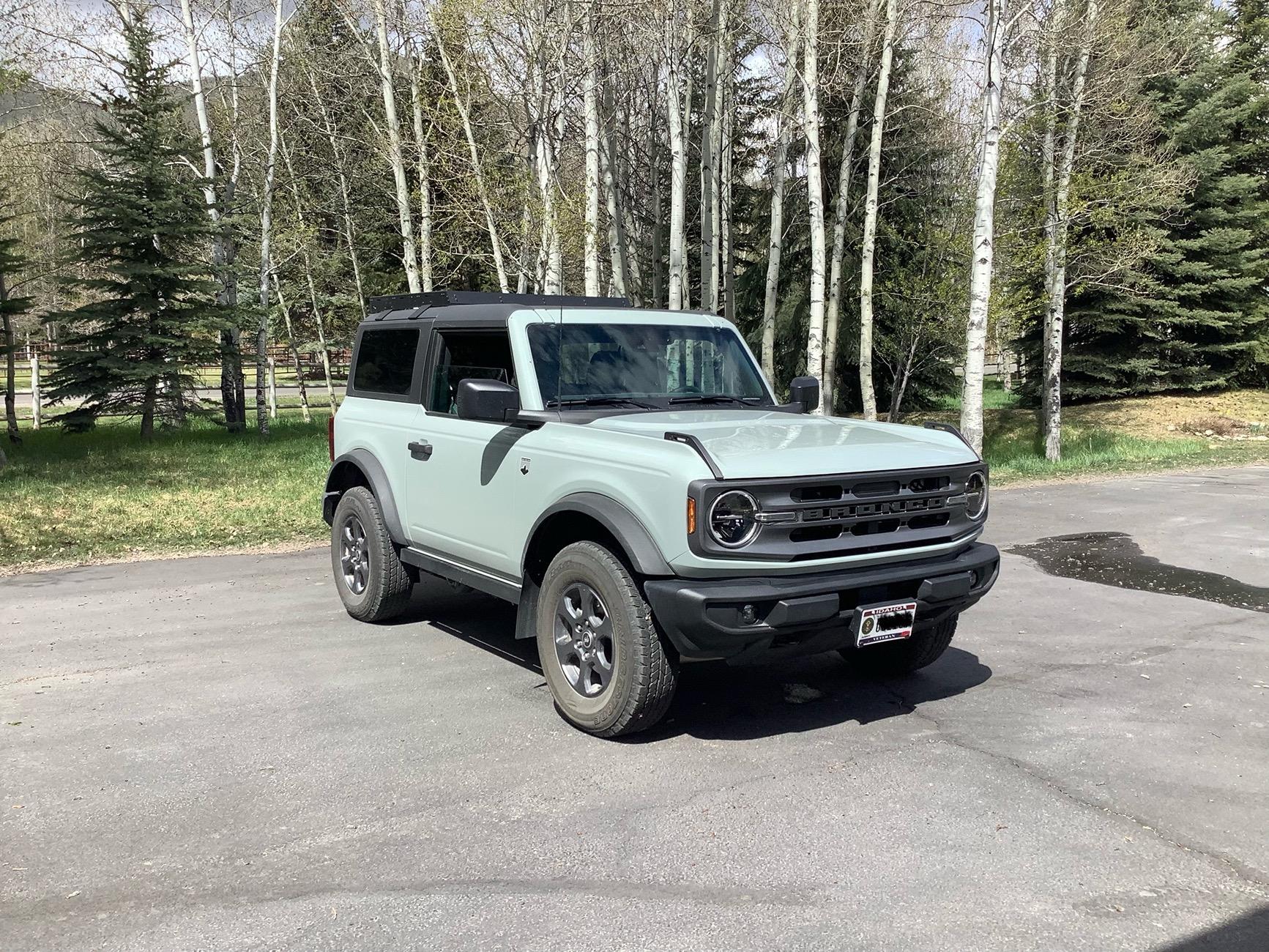 Ford Bronco Black diamond vs big bend 2 dr model IMG_0053