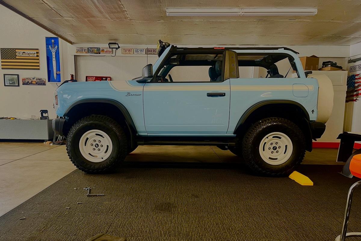 Ford Bronco 2dr Robins Egg Heritage Build IMG_E5526