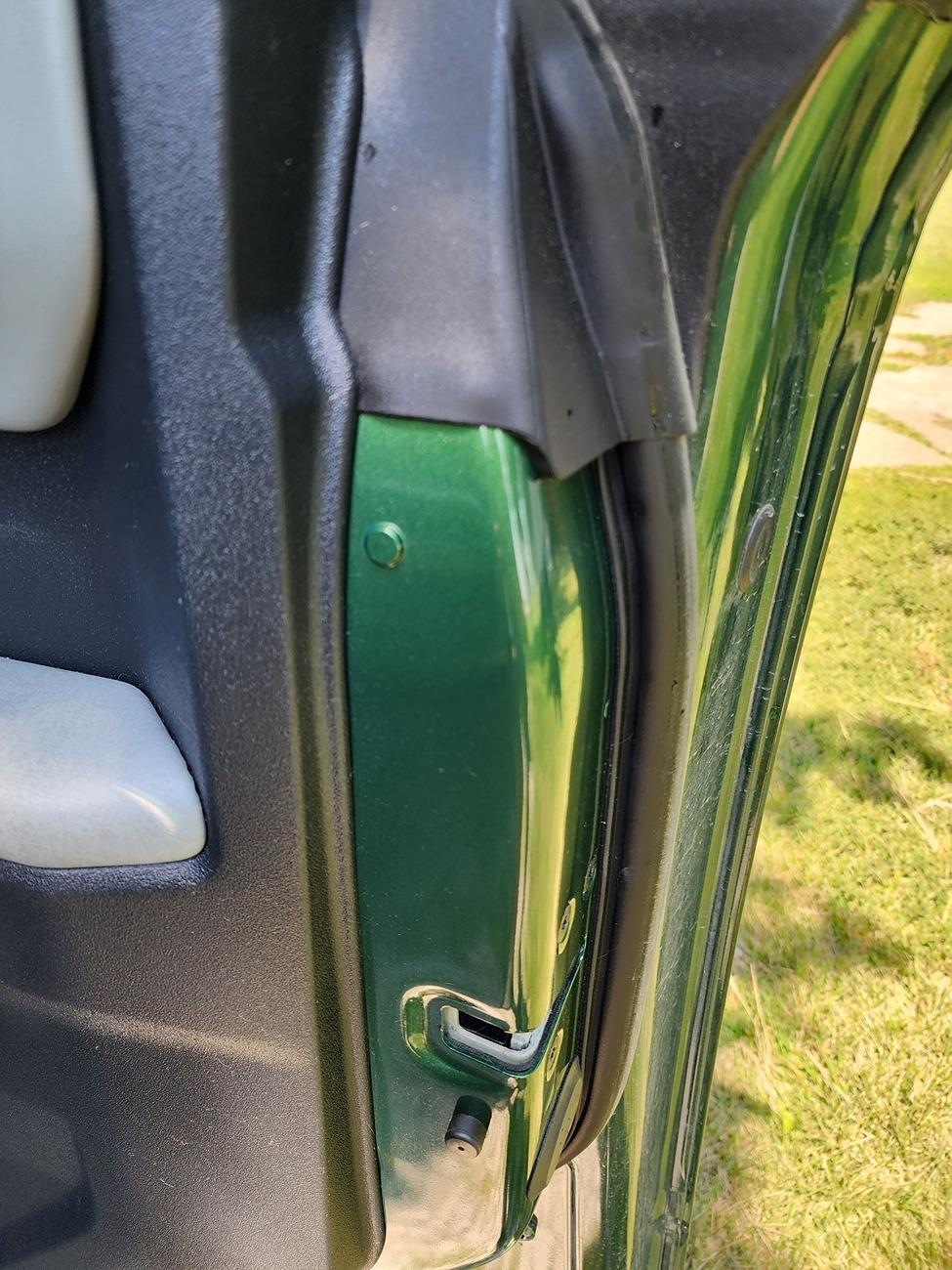 Ford Bronco Thin paint on doors? 20240713_121523