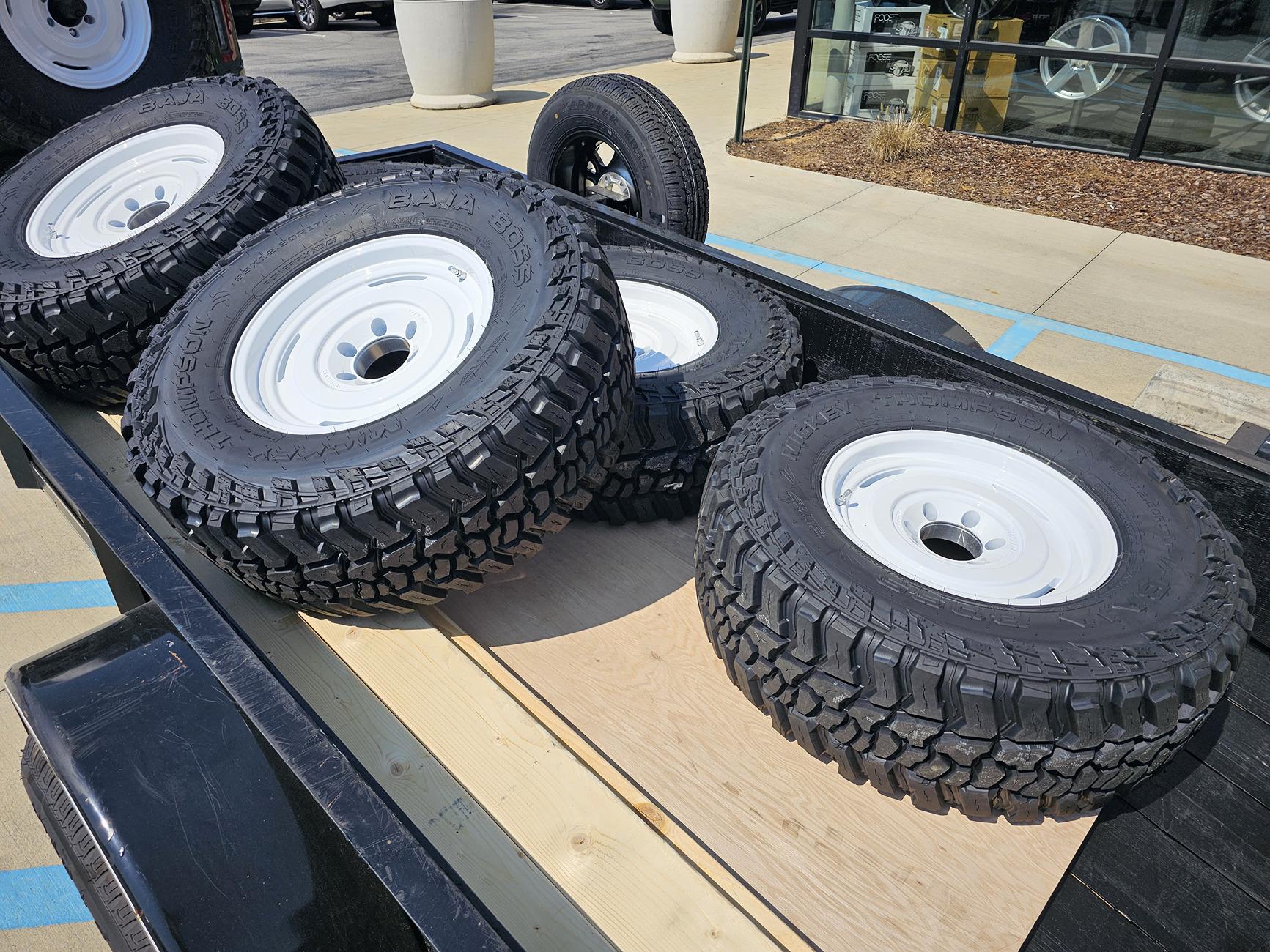Ford Bronco Butterscotch, 2dr HEL, Wife's Build 20240713_102218