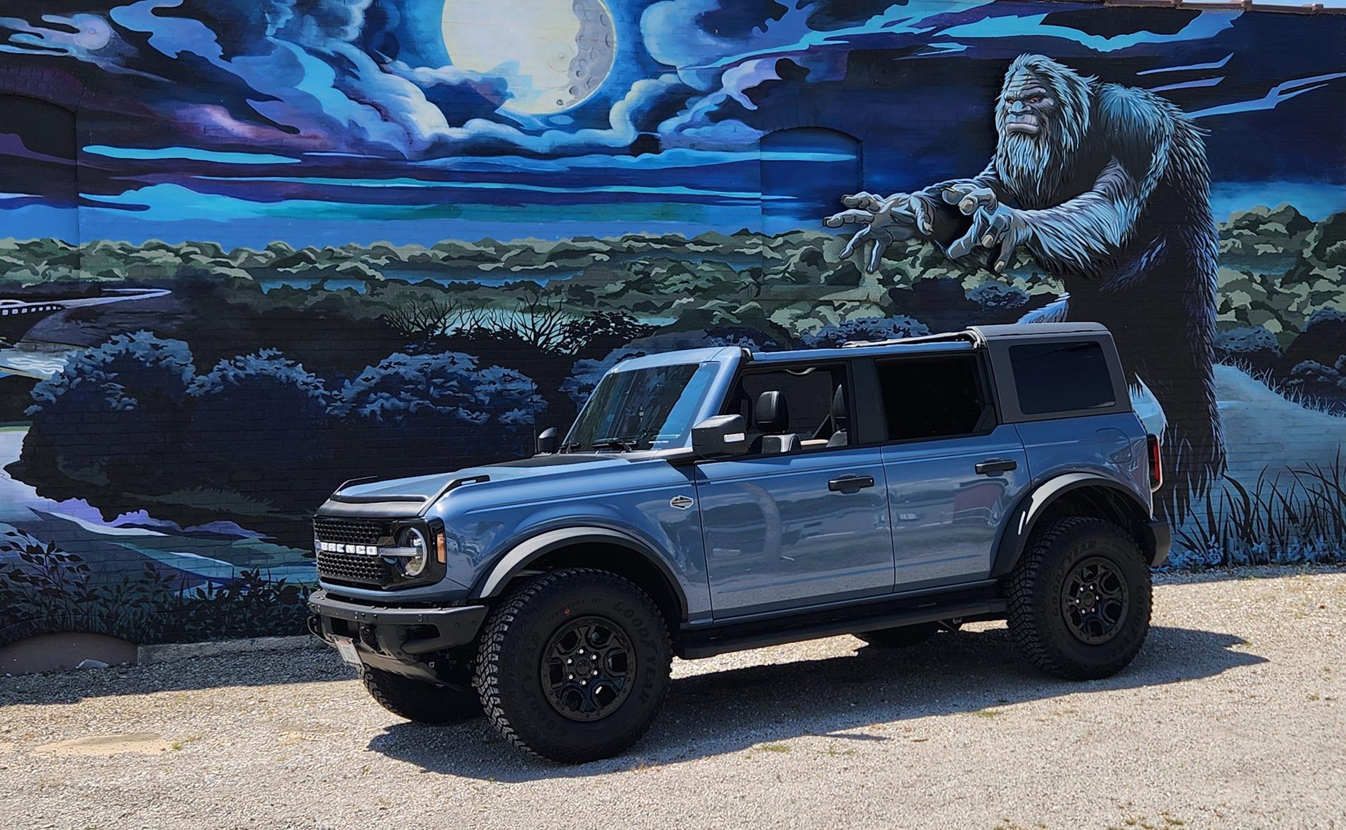 Ford Bronco AZURE GRAY METALLIC Bronco Club 1000004267