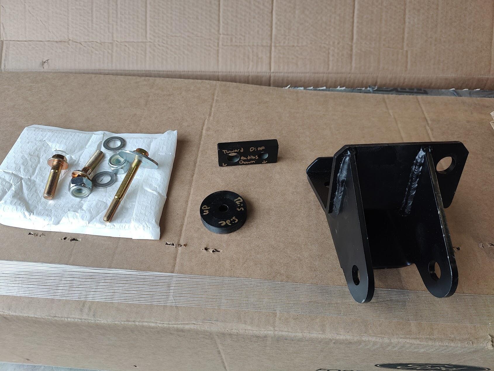 Ford Bronco Diff Drop and Ford Performance CV Axles Install 1721000299717-ia