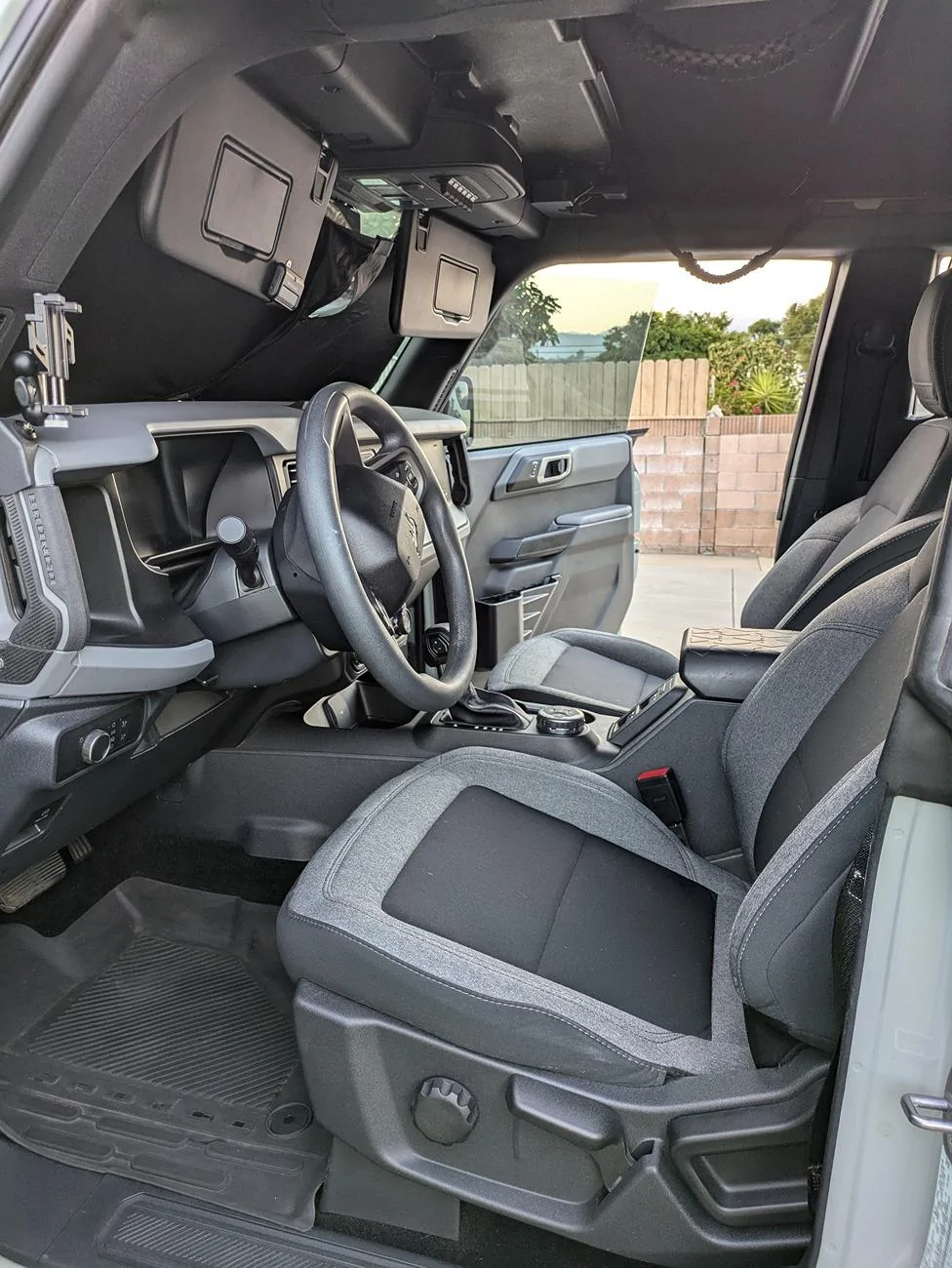 Ford Bronco 2022 BaseSquatch (CA) - $45000 PXL_20240707_025141807