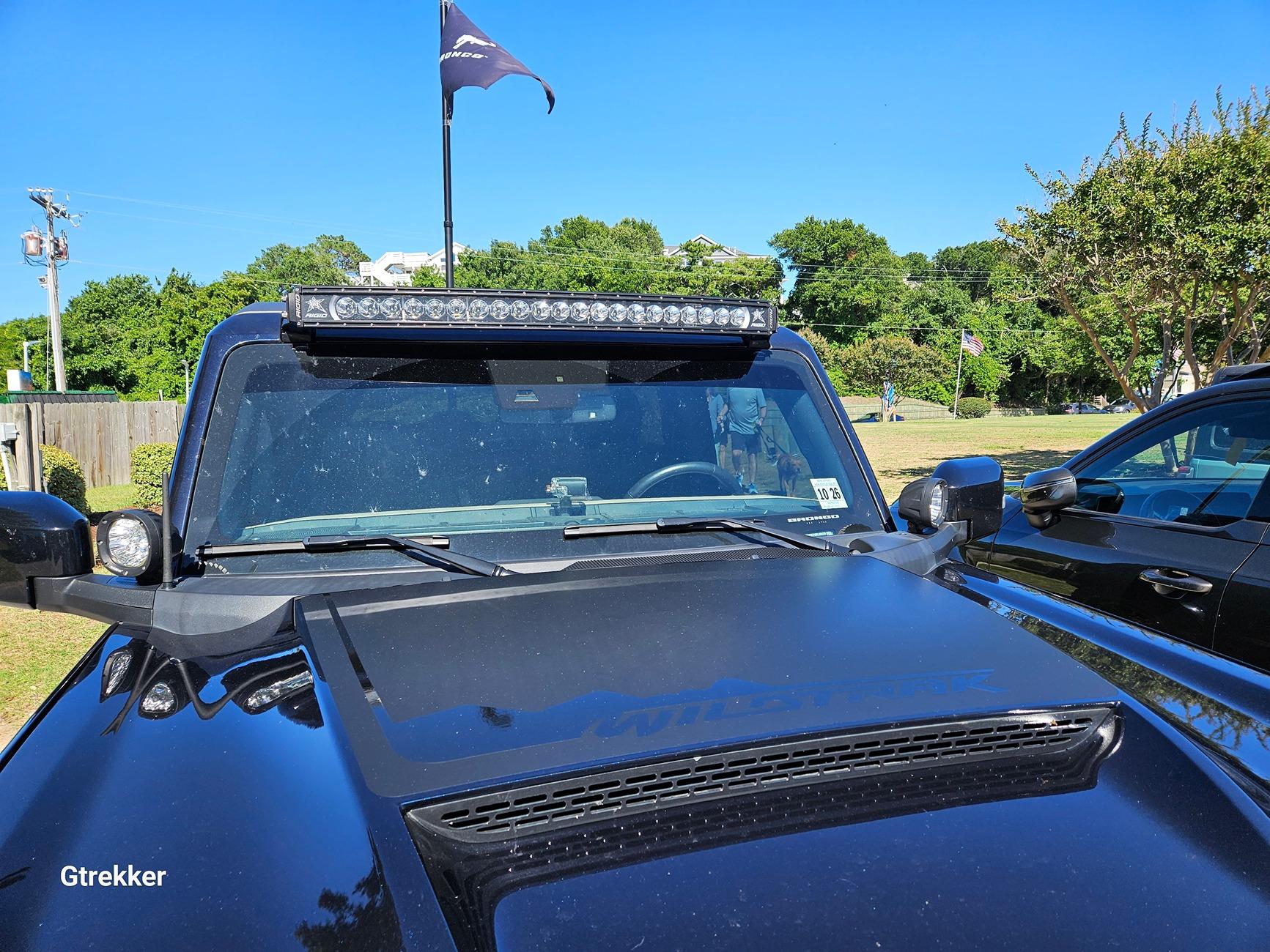 Ford Bronco Wildtrak Ram Air Hood Graphic Installed 20240701_164447