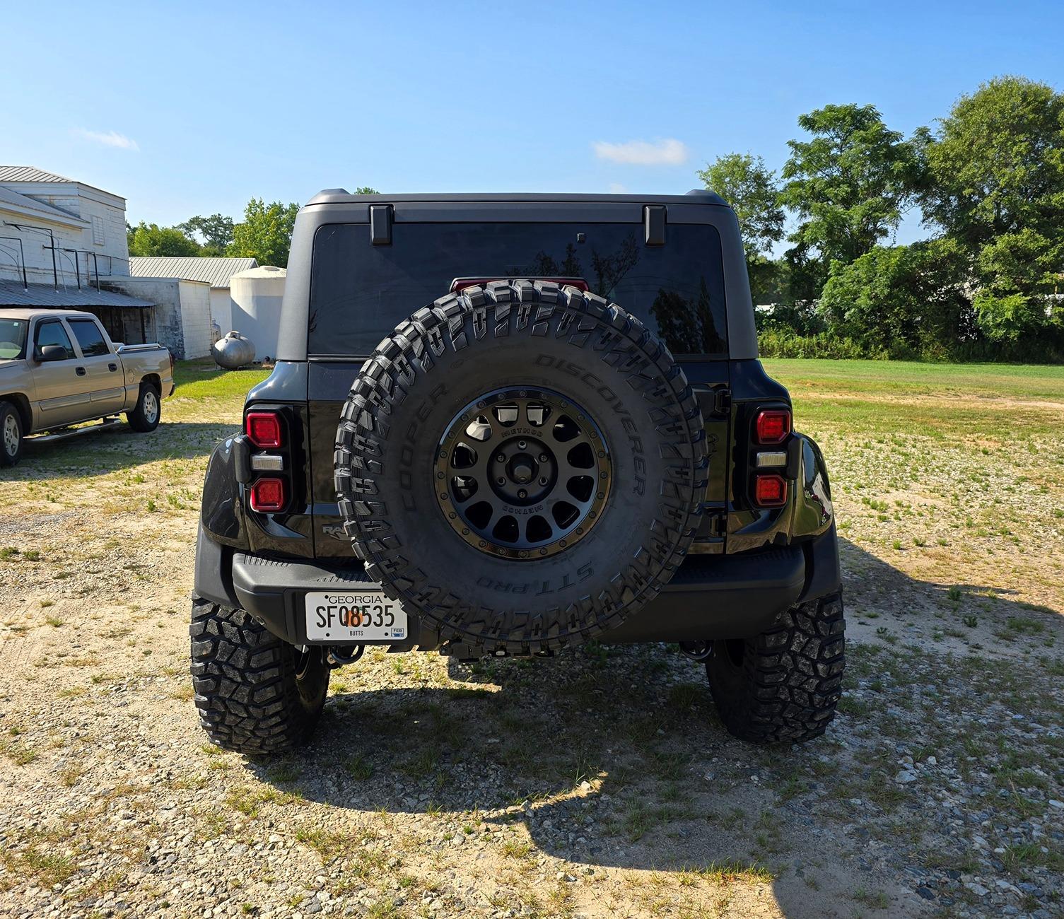 Ford Bronco RPG collars and 40" Coopers mounted up 20240716_095503