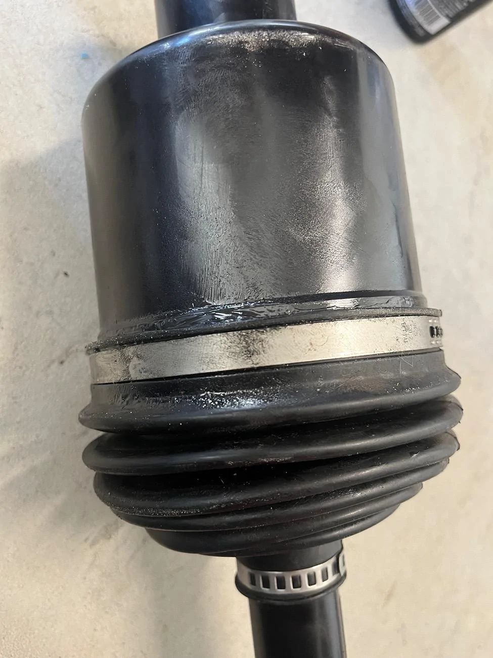 Ford Bronco 32 Spline CV Grease Leak IMG_2351