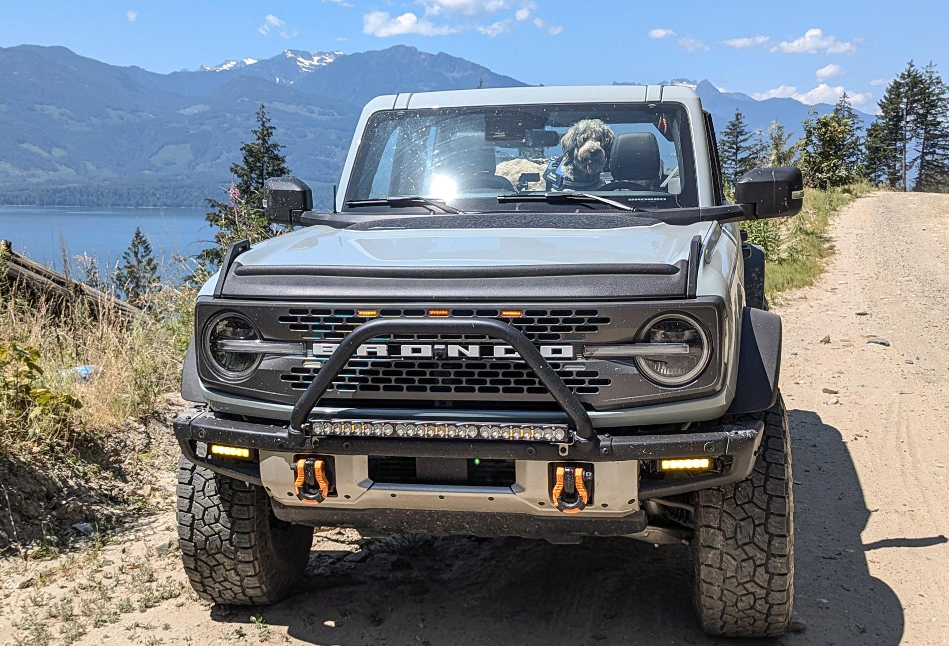 Ford Bronco CACTUS GRAY Bronco Club 1000003471