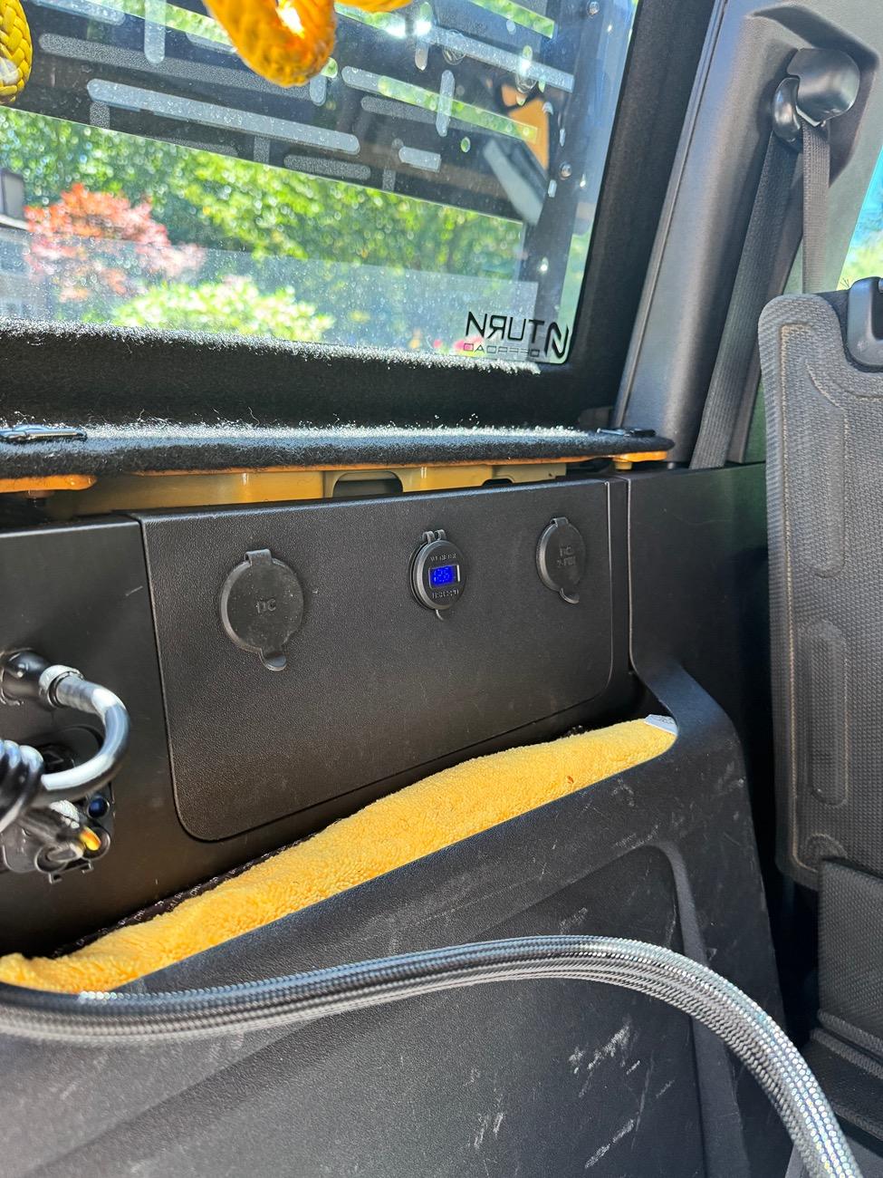 Ford Bronco I need help validating my power distribution idea IMG_9673