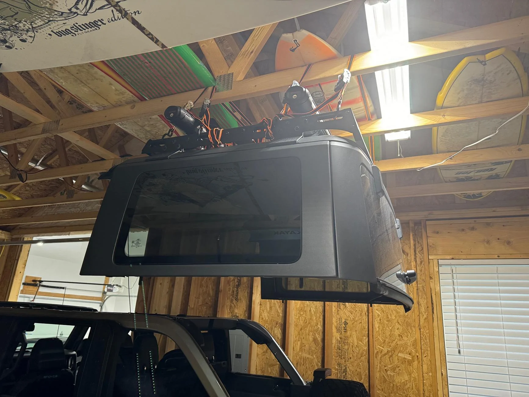 Ford Bronco Removing hardtop first time, surprise help with wire harness IMG_6179