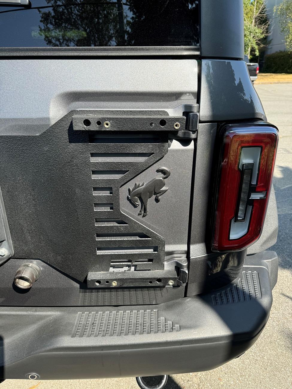 Ford Bronco Jerry can mounts on tailgate ideas? mount