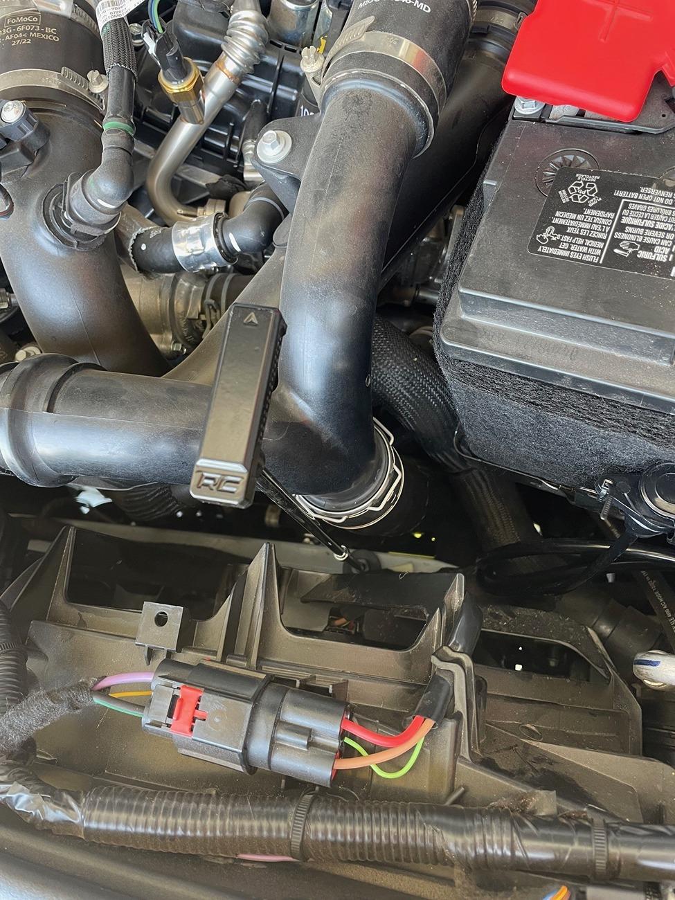 Ford Bronco Rough Country Hidden Winch - Free Spooling 33