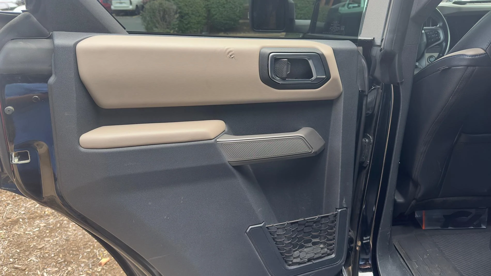 Ford Bronco Door panel Interior Replacement or Change, need advice IMG_8007