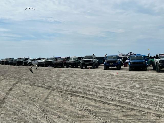 Ford Bronco We're in a Beachy Mood!!! Show us your Rig on Sand! b4