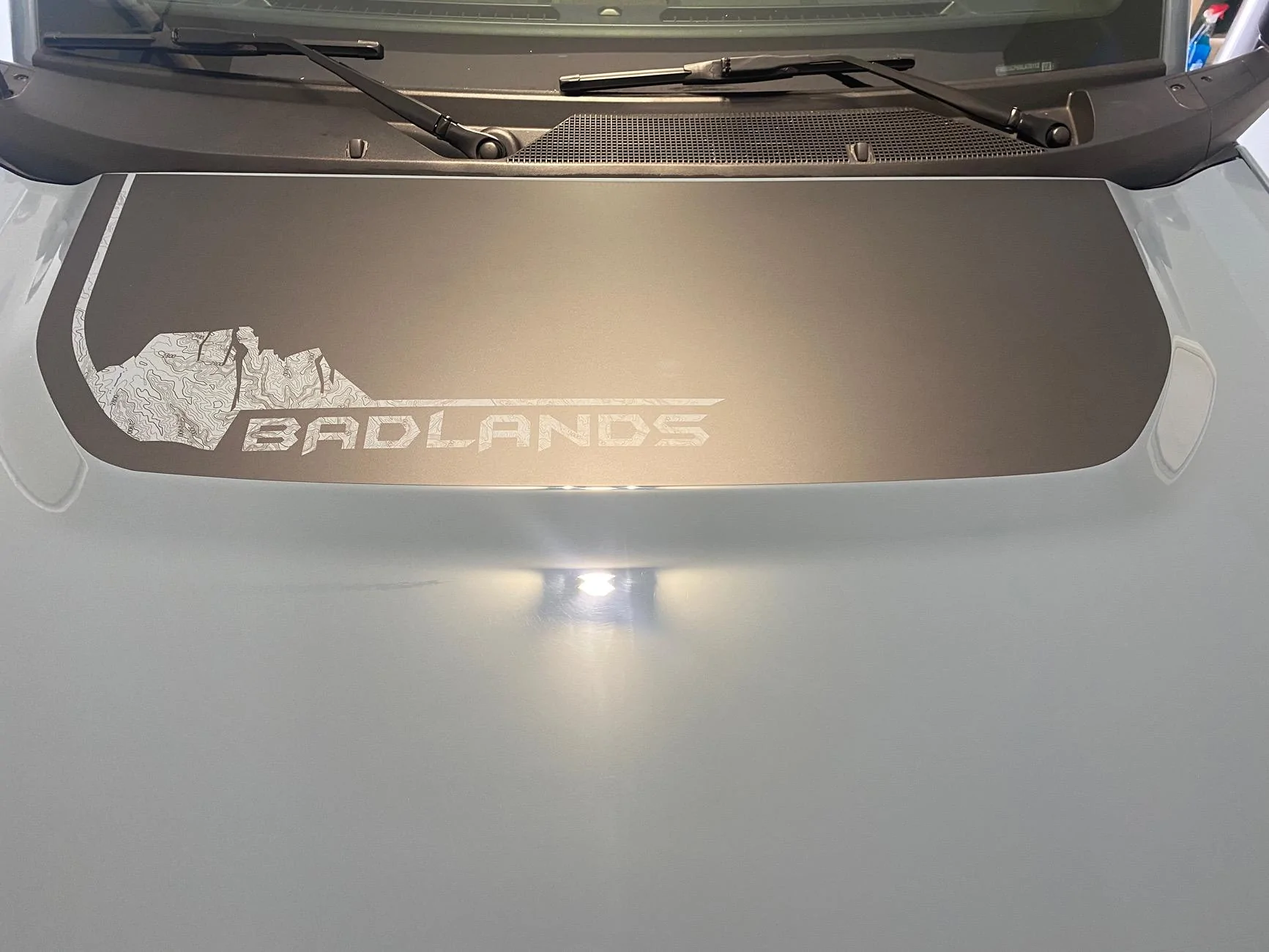 Ford Bronco Badlands (SD) Hood Overlay 2.0 IMG_9993