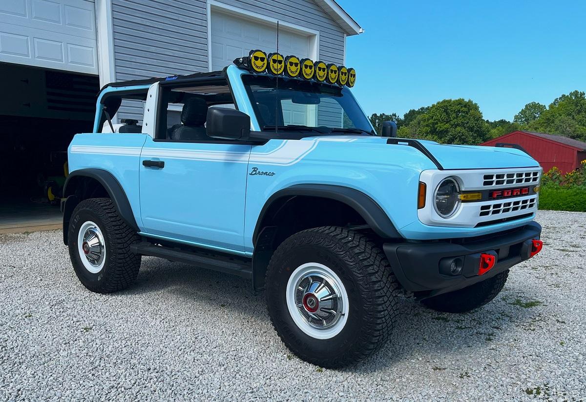 Ford Bronco HERITAGE EDITION Bronco Club IMG_5687
