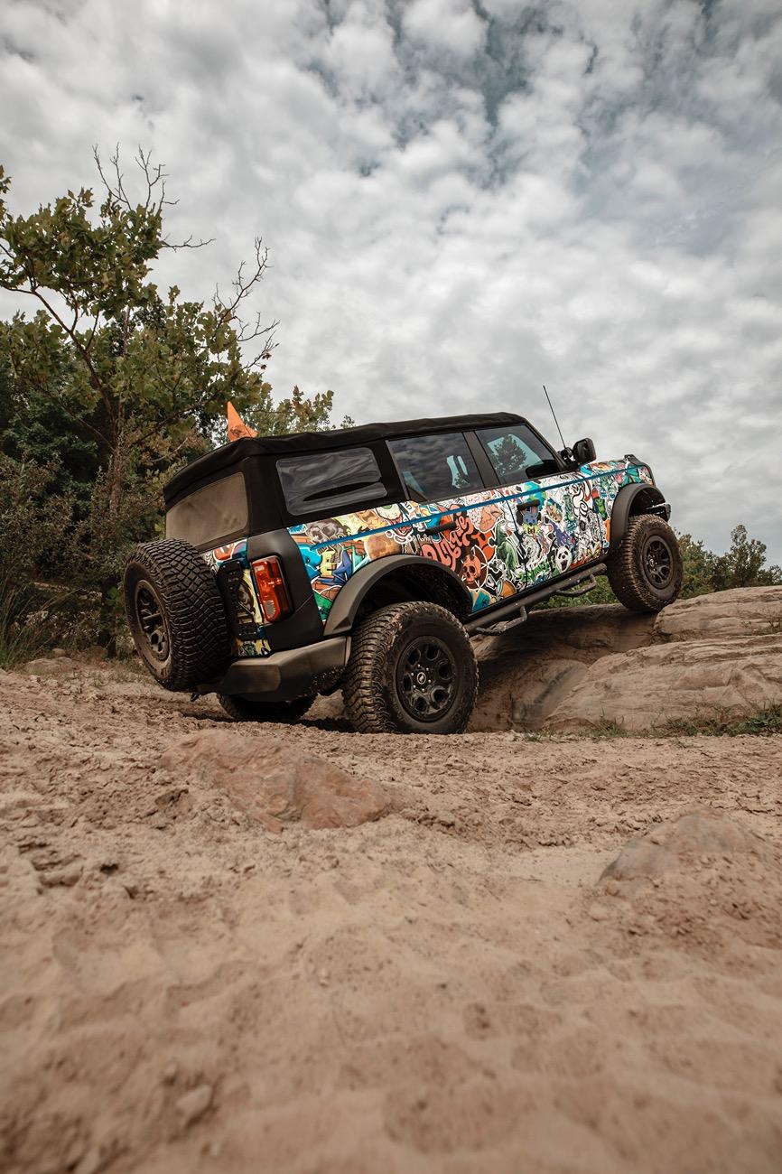 Ford Bronco [INSTALL VIDEO] LOBO Off Road HNT Bumper + Crash Bar Erase & Brace System 093A9984 2
