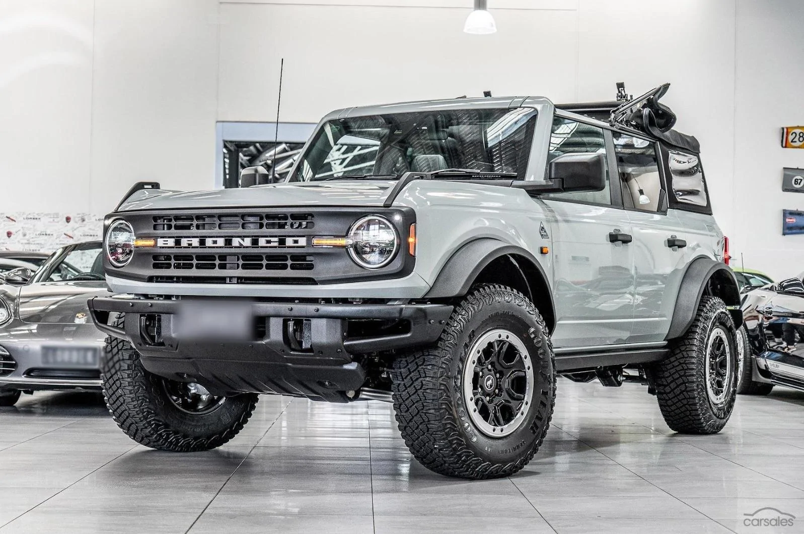Ford Bronco FIRST right-hand drive Bronco in Australia  🇦🇺 aussie5