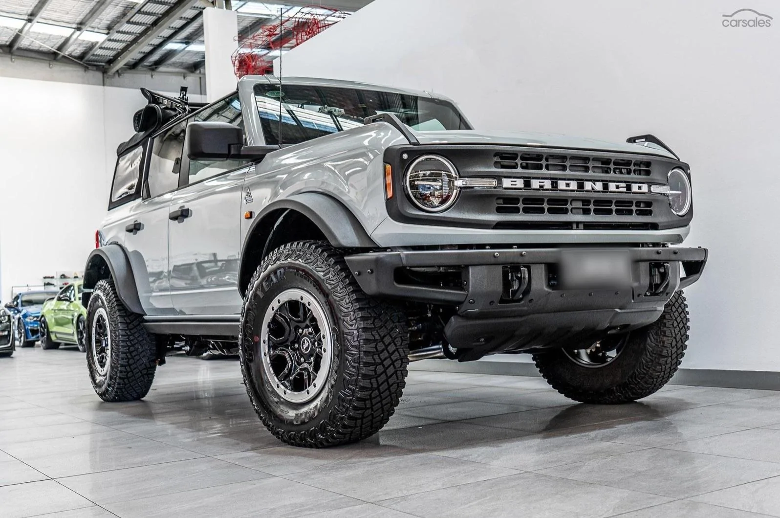 Ford Bronco FIRST right-hand drive Bronco in Australia  🇦🇺 aussie3