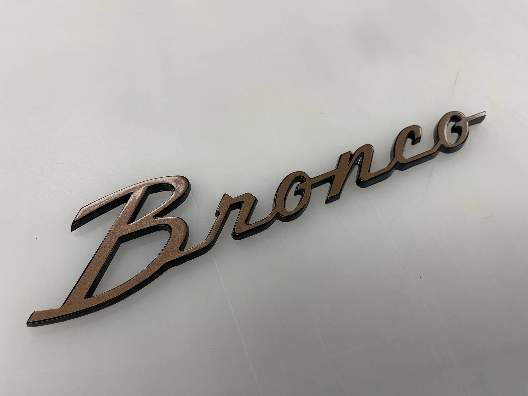Ford Bronco Anyone find some Bronze Script Badges that match bronze Fuel Wheels? Bronco badge overlay 01