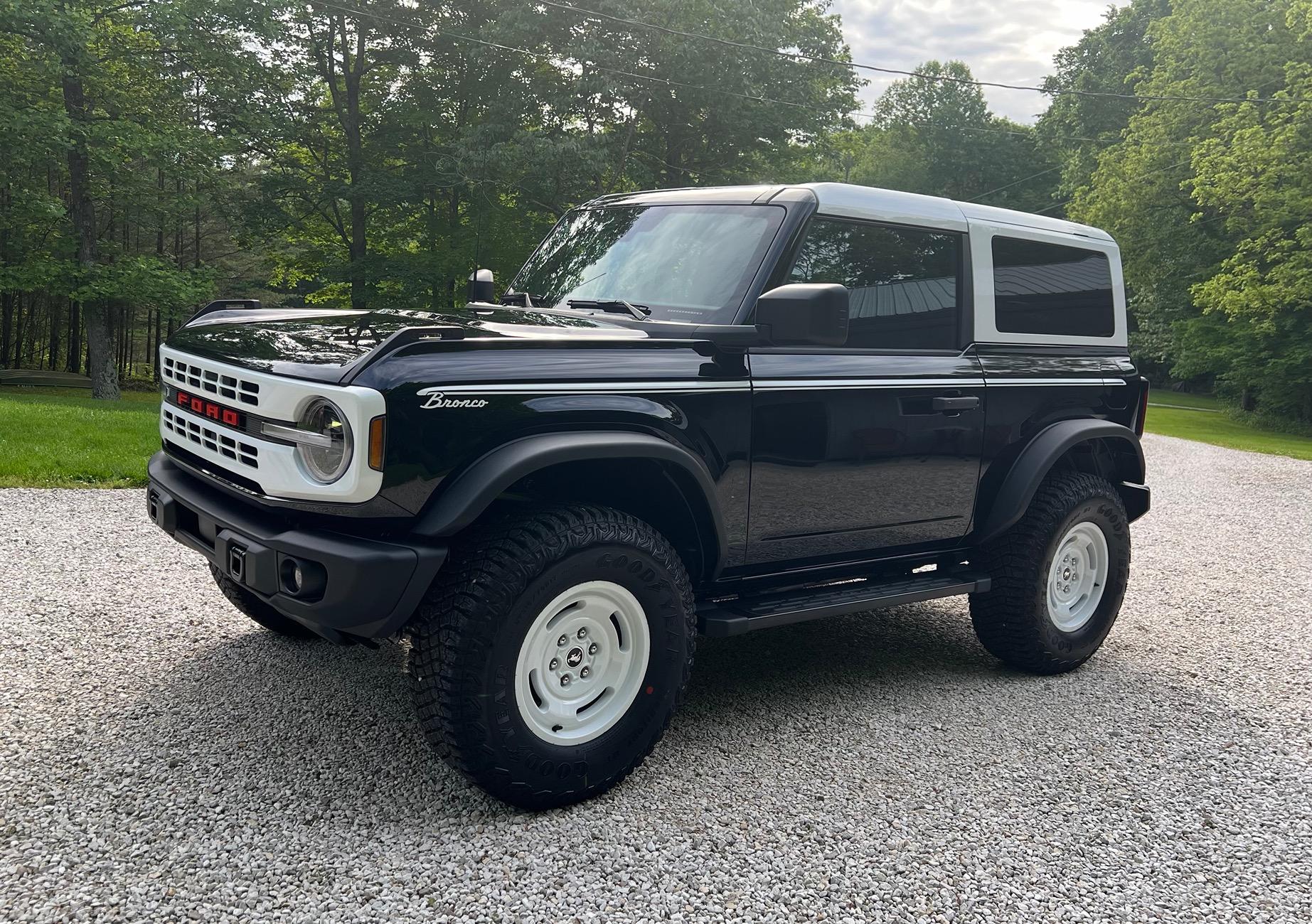Ford Bronco HERITAGE EDITION Bronco Club IMG_2170