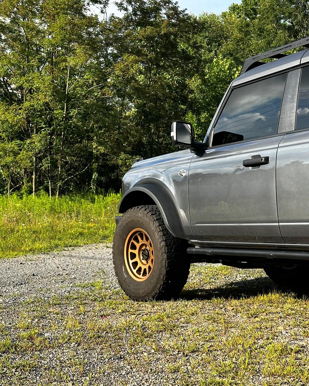 Ford Bronco Minor Updates - TrailRax TMR Roof Rack and Bronze Method Wheels AAA88A22-1F82-4170-856F-5C34BFABE527
