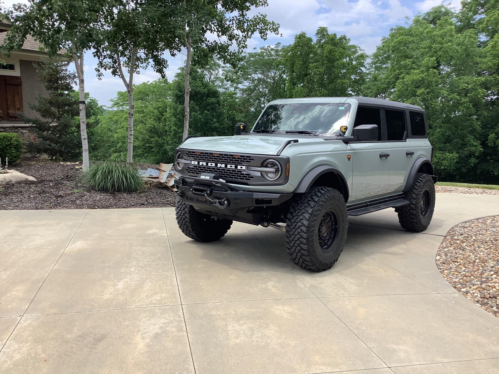 Ford Bronco Show me your broncos on 37’s… 3C41B78B-77F7-42AD-8ACF-261A259FA580