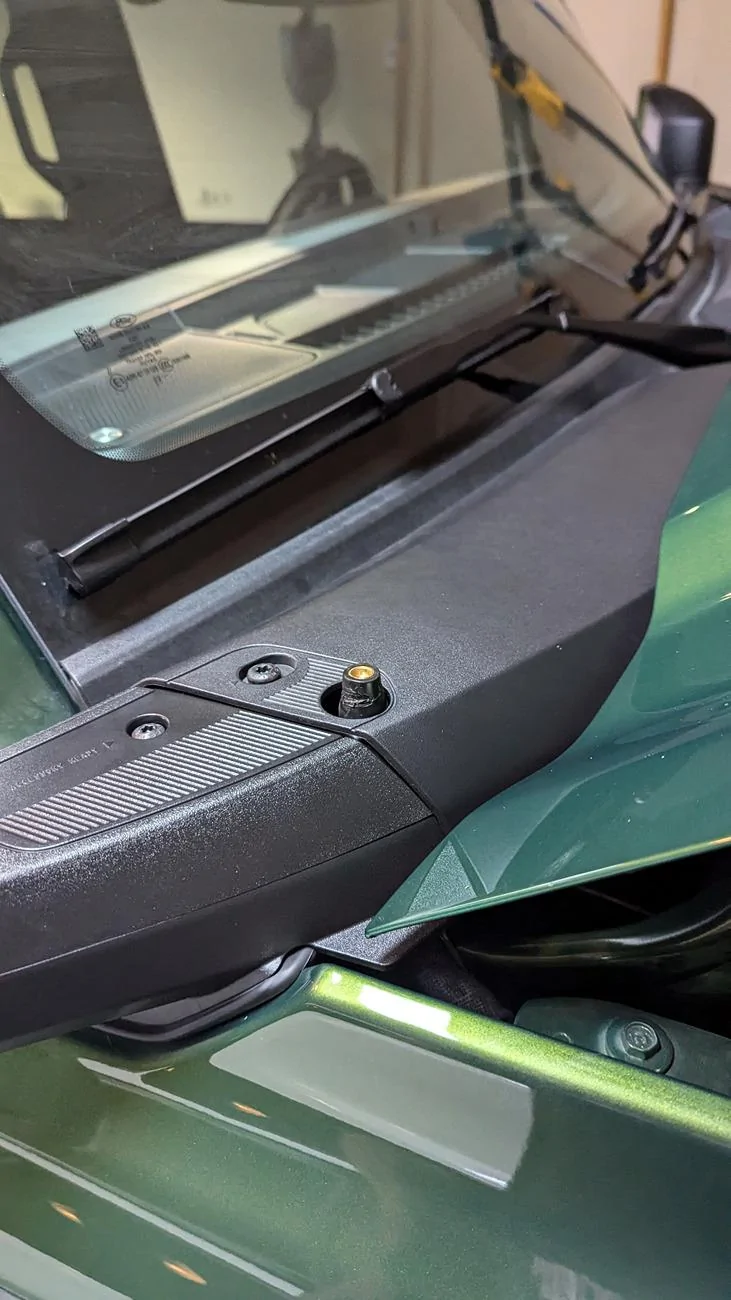 Ford Bronco Antenna sheered off. How to replace? PXL_20240804_005335407