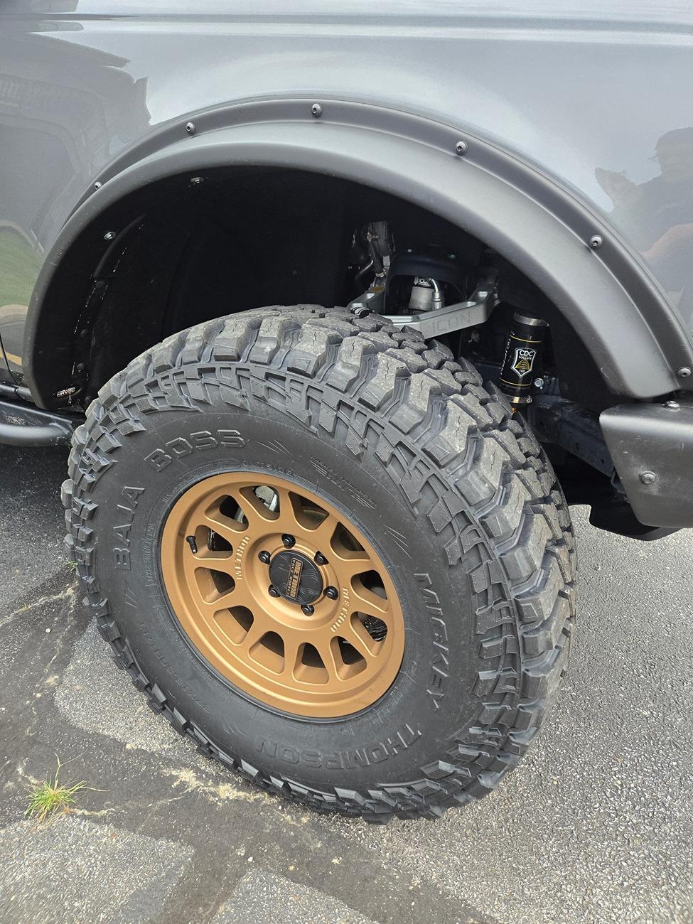 Ford Bronco Show me your broncos on 37’s… 1000032040