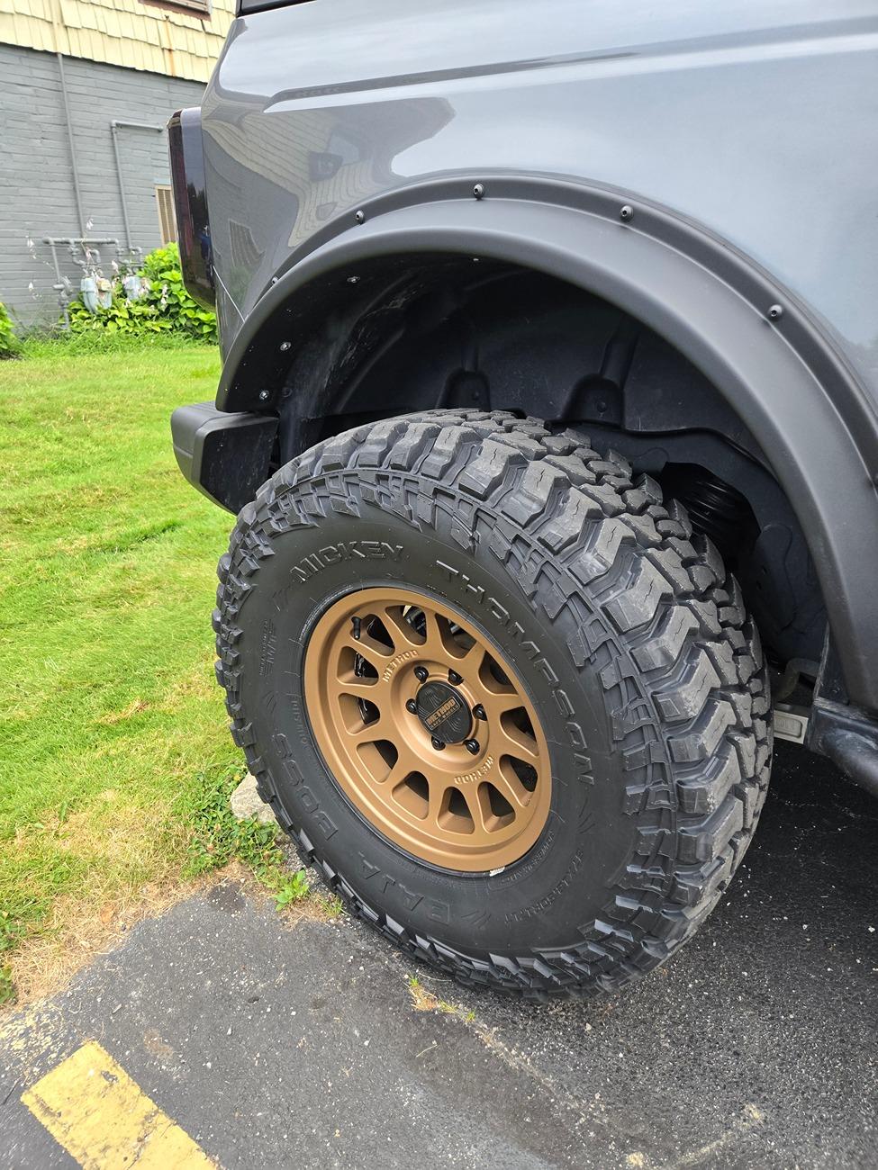 Ford Bronco Show me your broncos on 37’s… 1000032042
