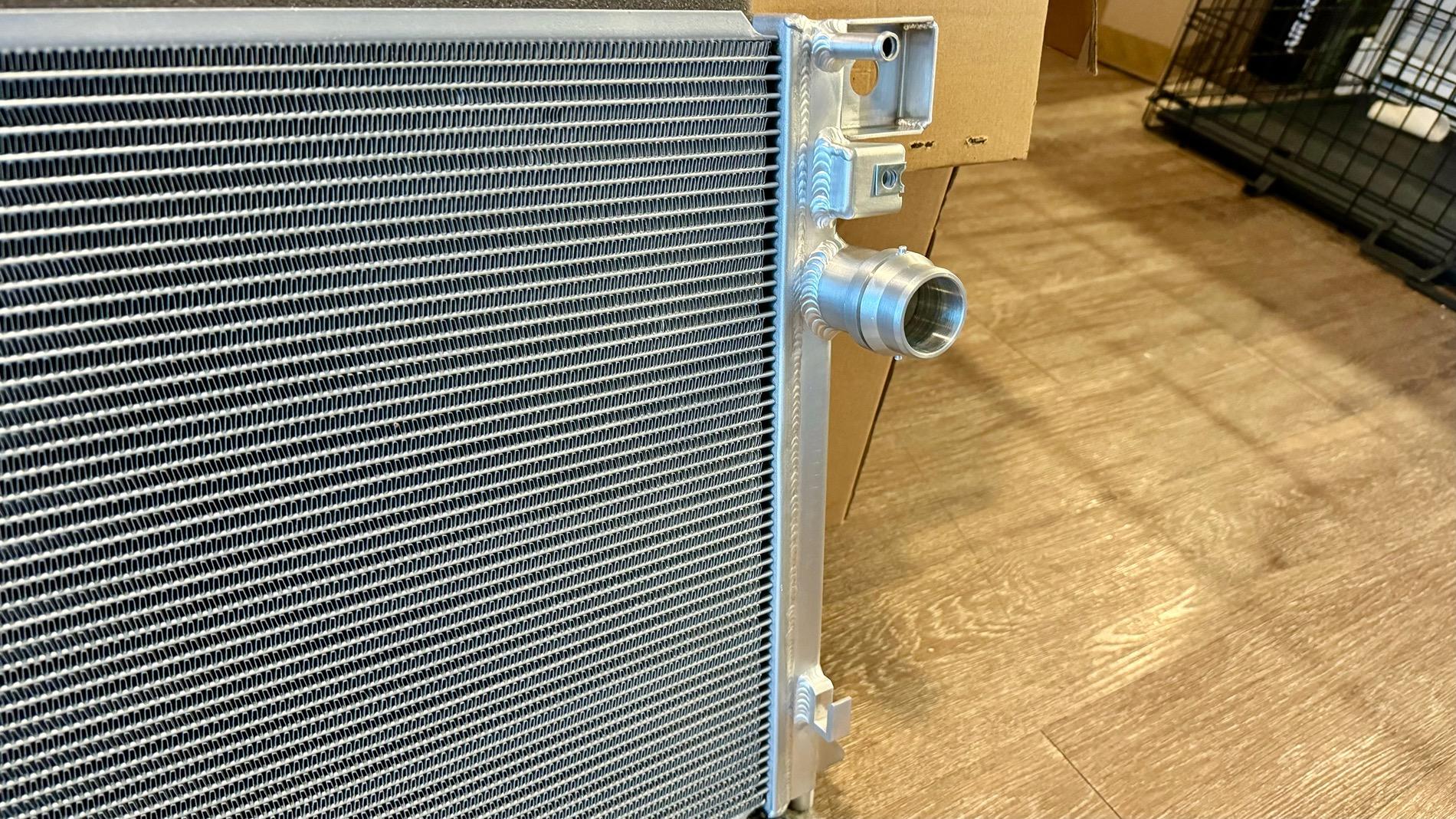 Ford Bronco Mishimoto Performance Aluminum Radiator IMG_2777