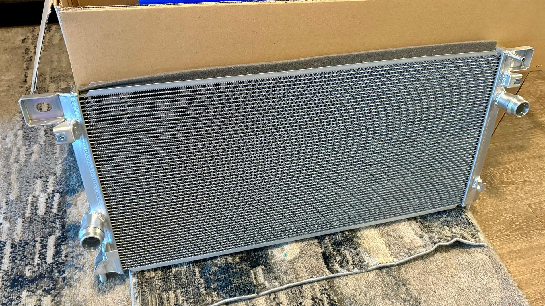 Ford Bronco Mishimoto Performance Aluminum Radiator IMG_2775