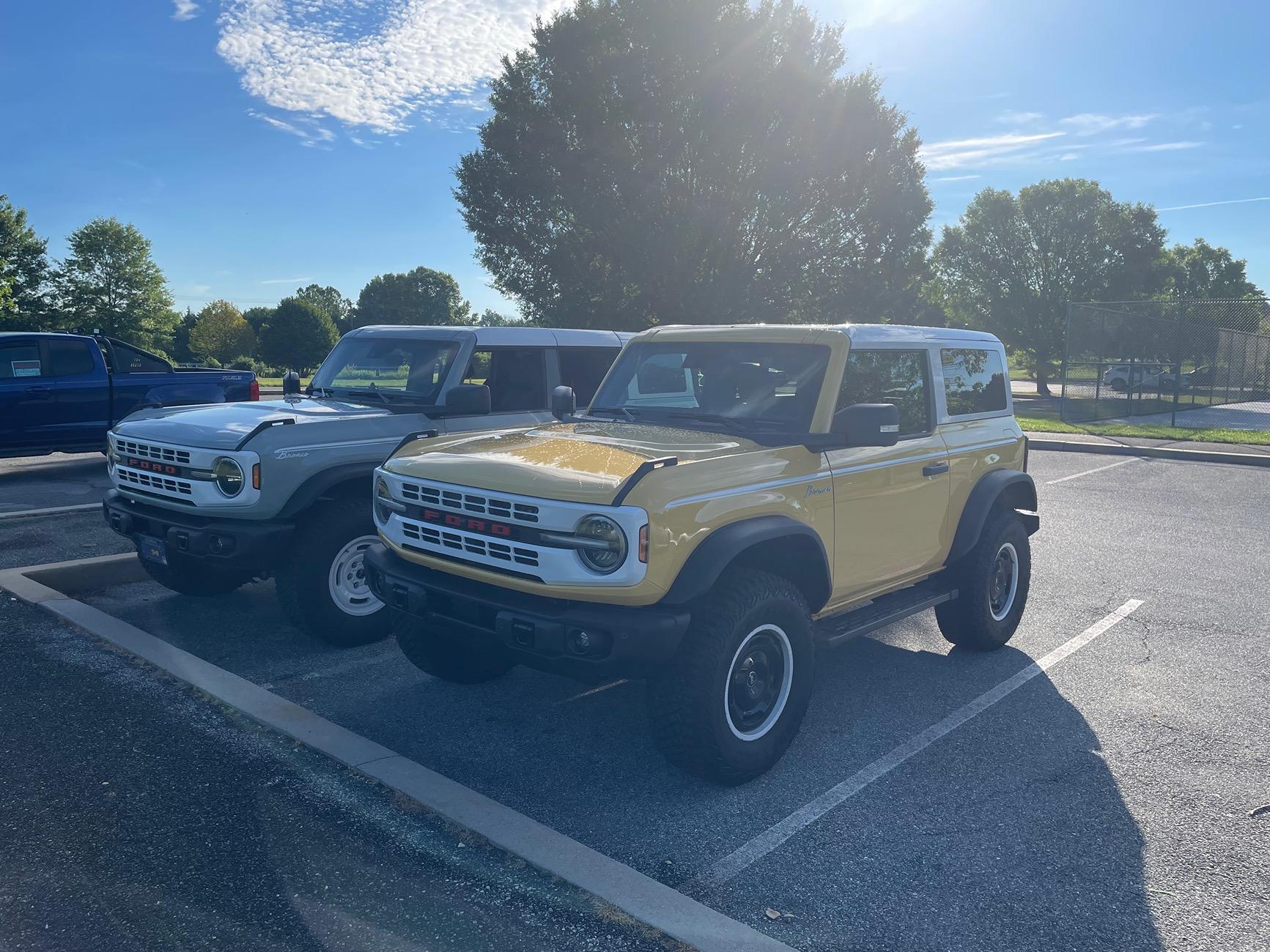 Ford Bronco HERITAGE EDITION Bronco Club IMG_7923