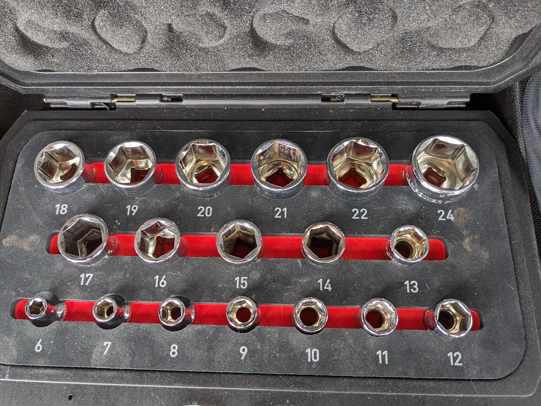 Ford Bronco Sort of a poll on socket set PXL_20240810_143700013