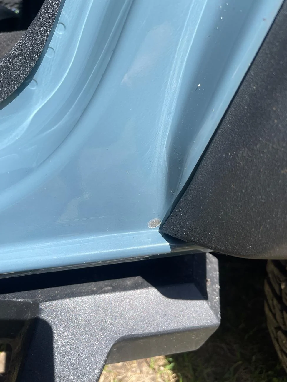 Ford Bronco Door Rubbing on the Body IMG_0460