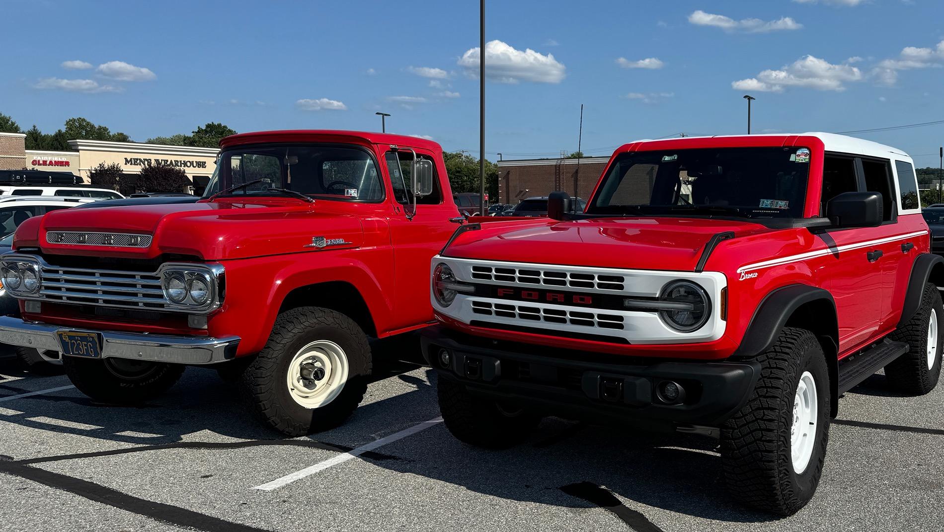 Ford Bronco HERITAGE EDITION Bronco Club IMG_8302
